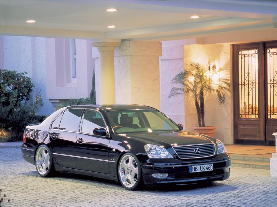 Lexus LS430 by Wald 2000 года  (фото 10 из 13)